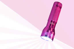 led-pink-flashlight